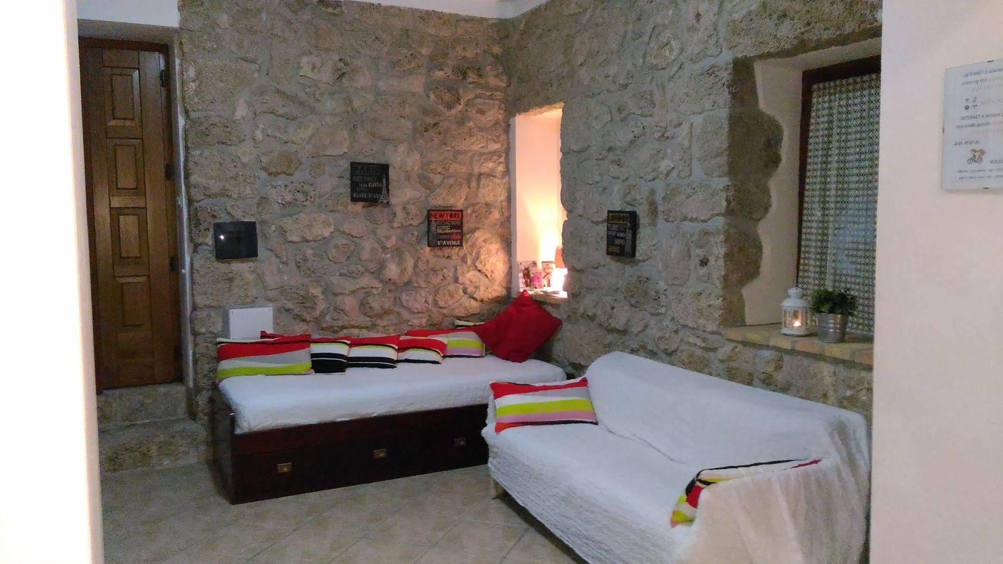 Roccamontepiano Le Pietre Ricce B&B מראה חיצוני תמונה