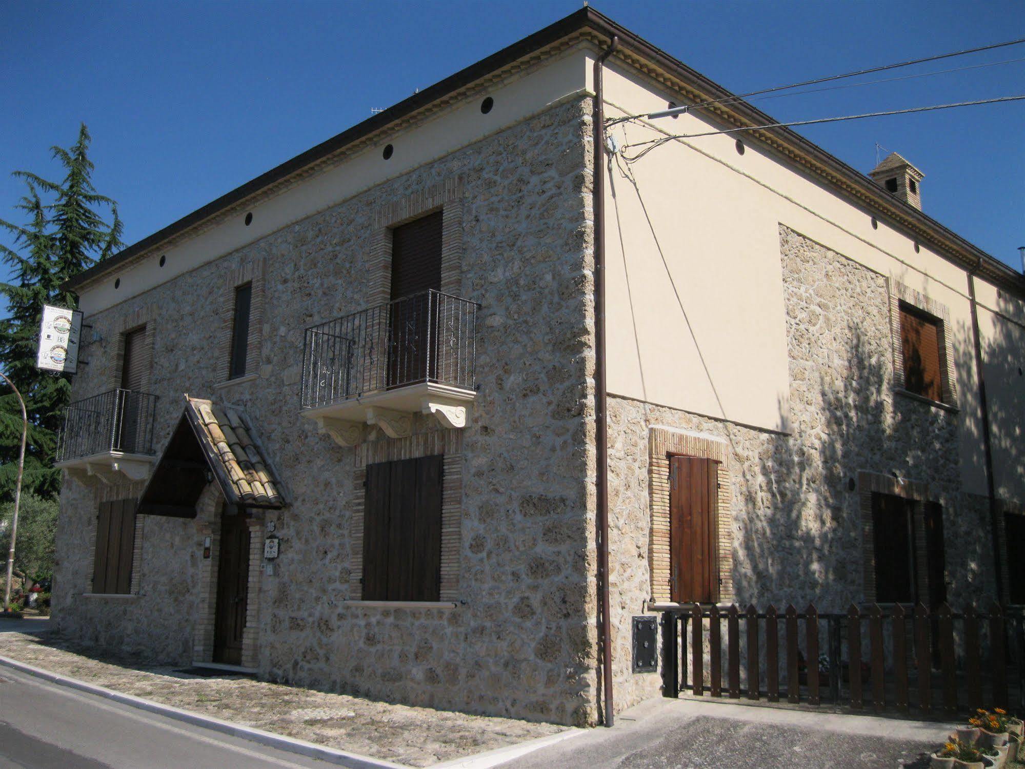 Roccamontepiano Le Pietre Ricce B&B מראה חיצוני תמונה