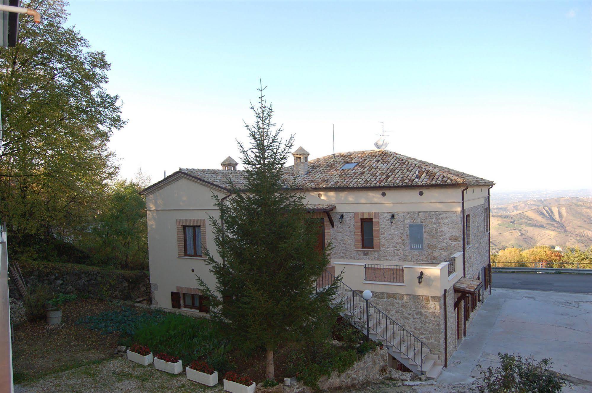 Roccamontepiano Le Pietre Ricce B&B מראה חיצוני תמונה